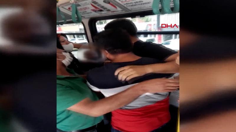 Metroda kadınların gizlice fotoğrafını çektiği iddia edilen şüpheli, darp edildi