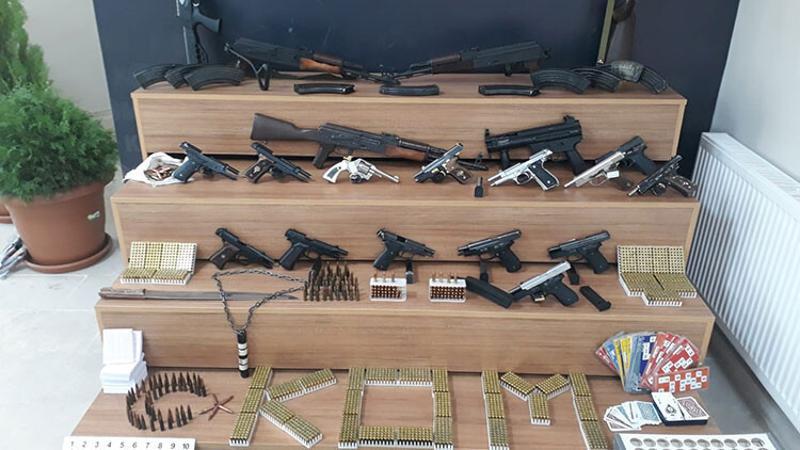 Şanlıurfa merkezli örgüte operasyon! Suç aletleri ele geçirildi, çok sayıda tutuklama var