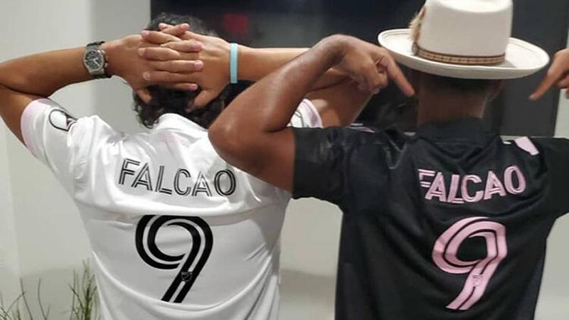 Inter Miami mağazalarında Falcao formaları satışa çıktı!