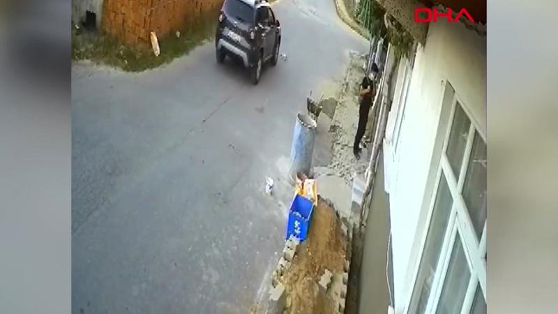 Arnavutköy'de kediyi ezen sürücü kamerada