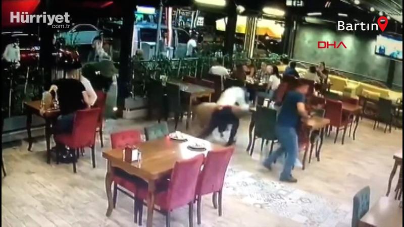 Restorana giren kurbanlık koç paniğe neden oldu