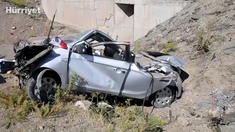Doğubayazıt’ta otomobil şarampole devrildi: 3 ölü, 2 yaralı
