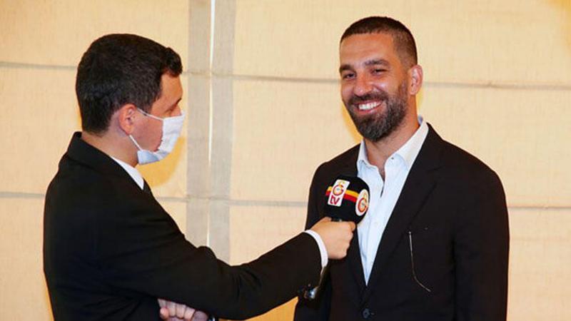 Galatasaray, Arda Turan'ı kadrosuna kattığını resmen duyurdu