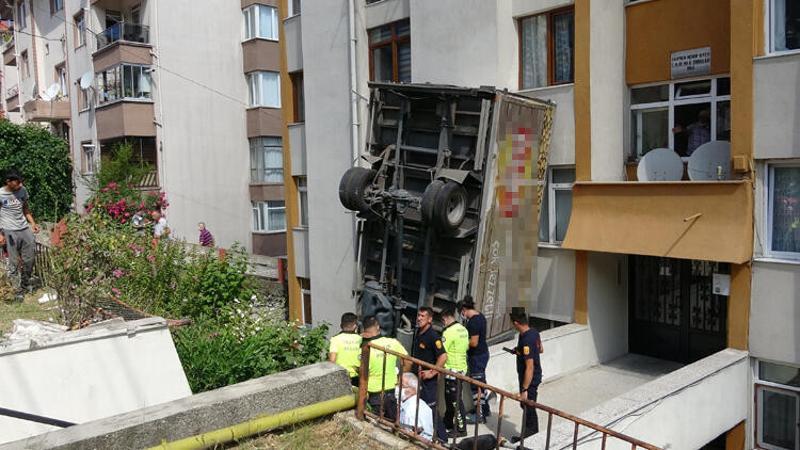 Gürültüyle sokağa koştular, gördükleri manzara şaşkına çevirdi