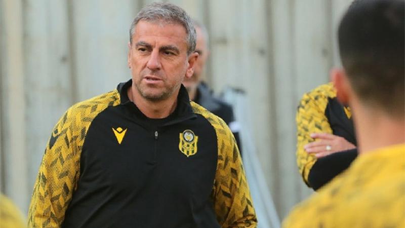Hamza Hamzaoğlu: Biz birilerinin dizginleri ile hareket etmek zorunda kalıyoruz