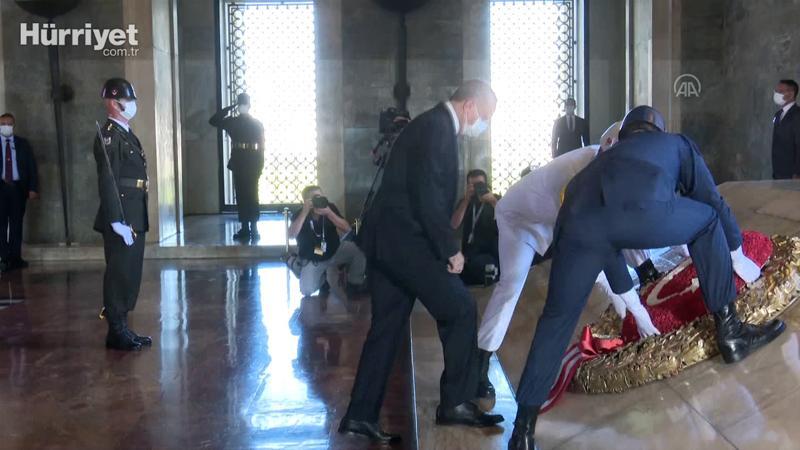 Cumhurbaşkanı Erdoğan ve devlet erkanı, 30 Ağustos Zafer Bayramı dolayısıyla Anıtkabir'i ziyaret etti