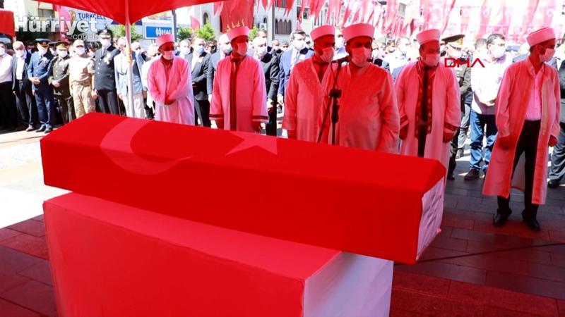 Şehit Piyade Uzman Çavuş Ceyhun Arslantürk, son yolculuğuna uğurlandı
