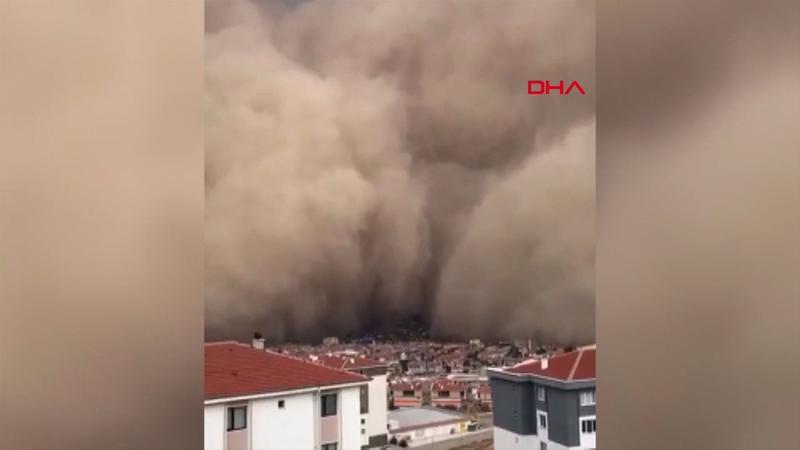 Son dakika haberler... Ankara Polatlı'da kum fırtınası böyle görüntülendi