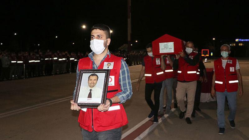 Suriye'de şehit olan Türk Kızılay personelinin cenazesi memleketine uğurlandı