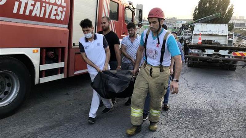 Bağcılar’da freni tutmayan kamyonetin altında kalan sürücü öldü