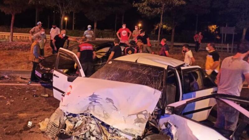 Bilecik’te feci kaza: Ölü ve yaralılar var