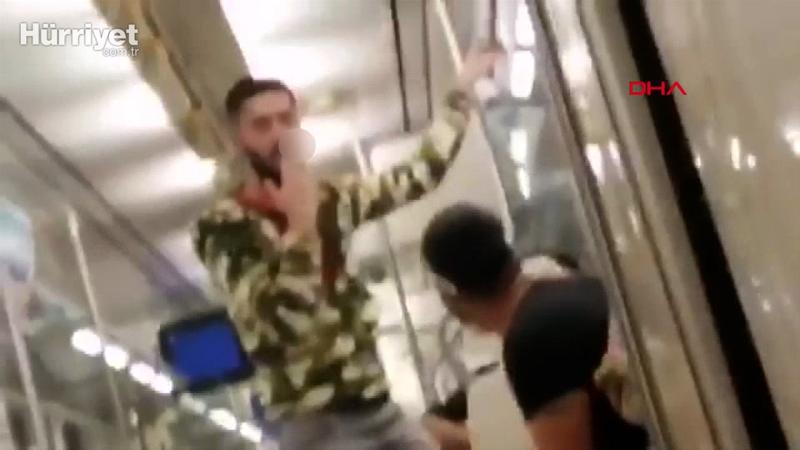 İZBAN'da şarkı söyleyip, sigara içenlere ceza yağdı
