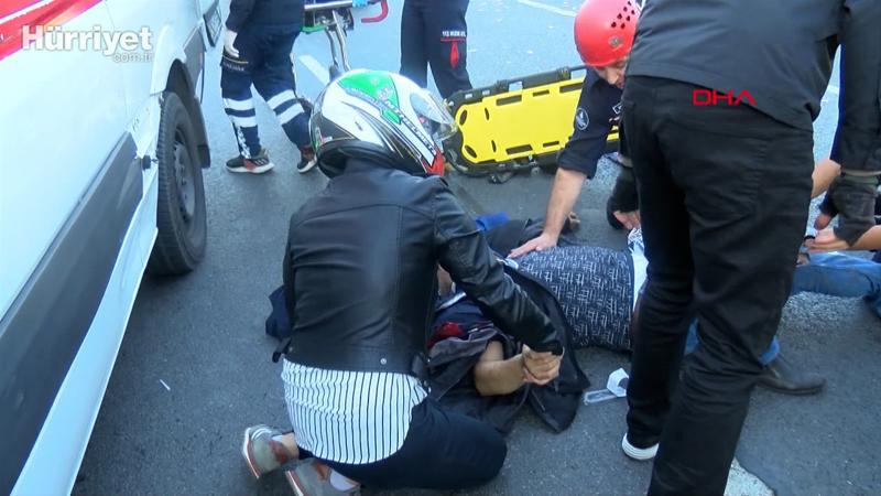 D-100'DE Kaza yapan motosikletlinin elini bir an olsun bırakmadı