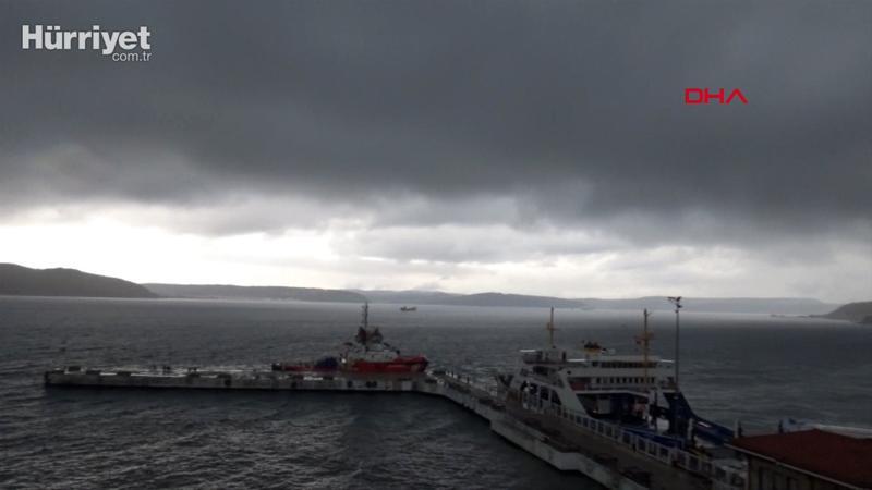 Çanakkale'de sağanak; boğaz transit gemi geçişlerine kapatıldı