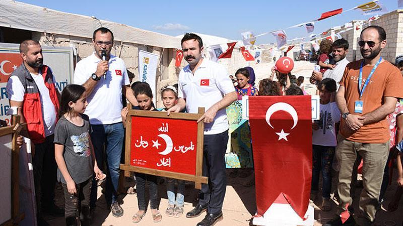Emine Erdoğan'ın İdlibliler için bağışladığı 50 ev teslim edildi