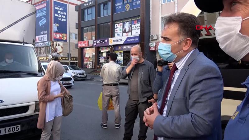Arnavutköy'de ayakta yolcu taşıyan minibüs sürücüsü, kaymakama yakalandı
