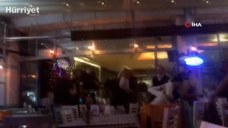 Eğlence mekanının savaş alanına döndüğü kavga kamerada