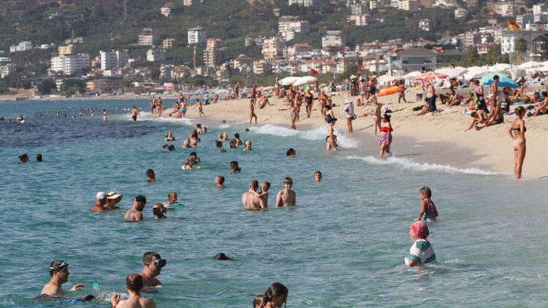 Alanya’da ekim ayında deniz keyfi