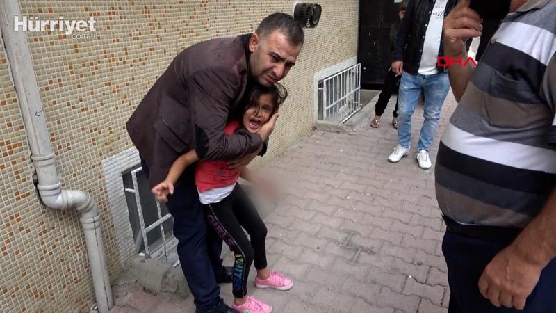 Esenyurt'ta 7 yaşındaki kızın bileğine demir kapı parmaklıkları saplandı