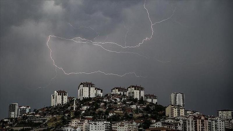 Son dakika... Meteoroloji'den dolu, sel ve hortum uyarısı