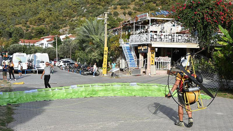Paramotor kullanımı için 50 uçuş gerekiyor, havada 3 saat kalınabiliyor