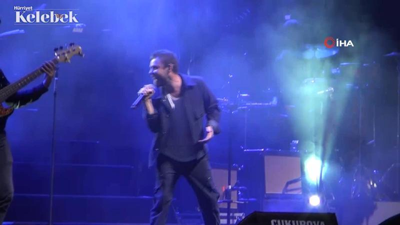 İki bin kişinin katıldığı Murat Dalkılıç konserinde korona unutuldu