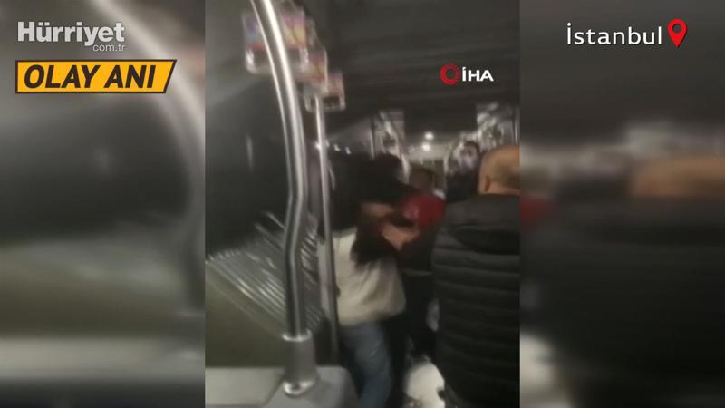 Son dakika... Metrobüste bıçaklı yan baktın kavgası