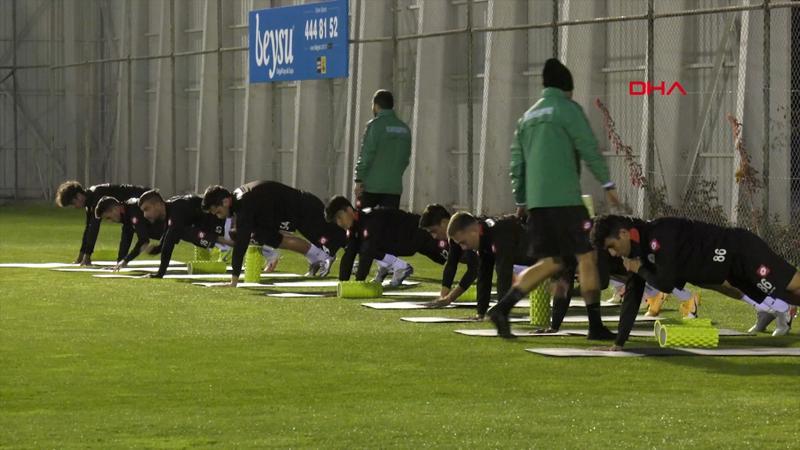 İttifak Holding Konyaspor, Fenerbahçe maçı hazırlıklarını sürdürüyor