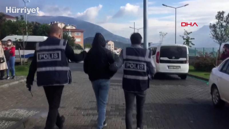 İş yerine yapılan baskında çok sayıda uyuşturucu madde ve silah ele geçirildi