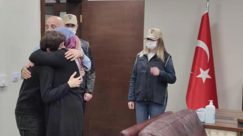 İkna edilen terörist Şırnak'ta ailesine kavuştu