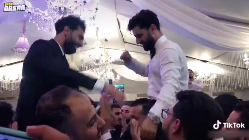 Koronavirüse yakalanan Mohamed Salah'ın düğün görüntüleri olay oldu