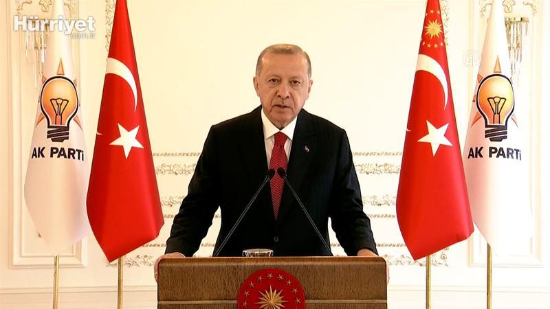 Cumhurbaşkanı Erdoğan: Salgınla mücadeleye destek vermek için önümüzdeki haftadan itibaren kongrelerimizi erteliyoruz