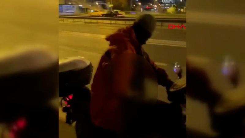 Motosiklet üzerinde iğrenç olay! Yakalandı