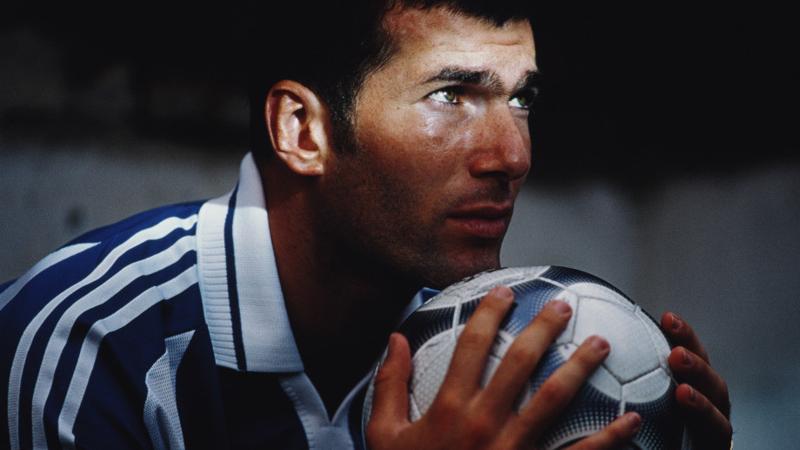 Tozlu Raflar | Dengeleri Değiştiren Adam Zinedine Zidane #1