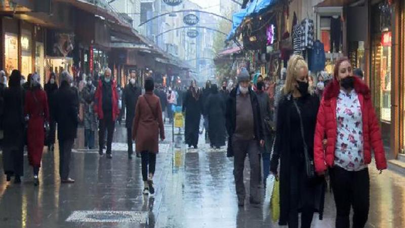 Gaziantep'te, çarşılarda dikkat çeken yoğunluk