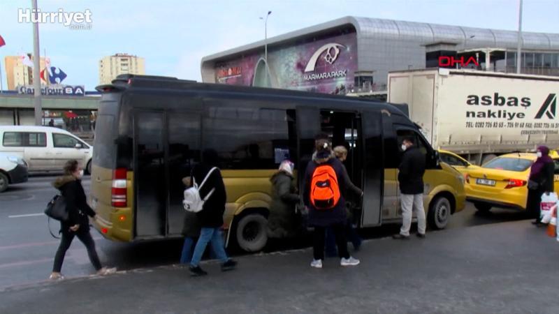 Fazla yolcu taşıyan minibüsler cam filmiyle görünmez oluyor
