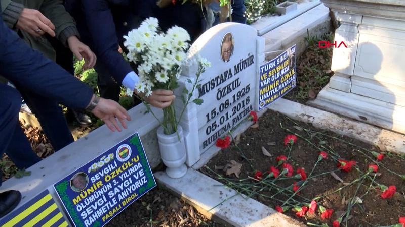"En sevdiğimiz Fenerbahçeli babamdı" Münir Özkul, ölümünün 3. yıldönümünde anıldı