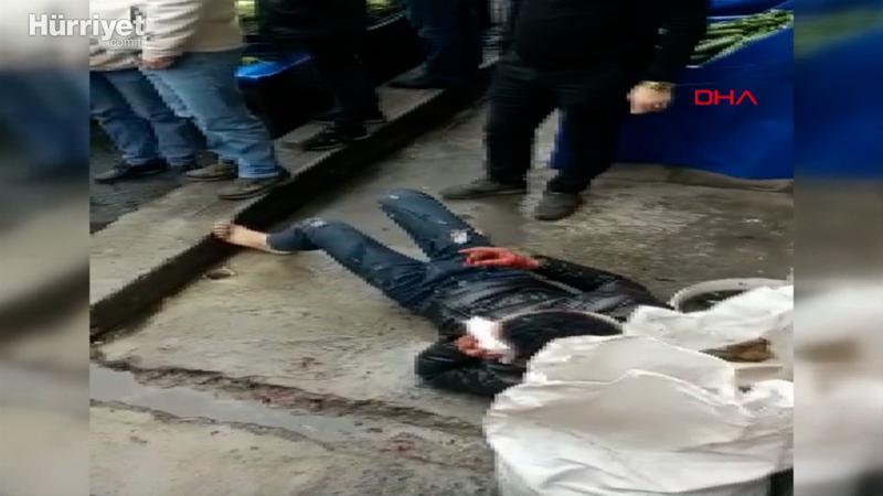 Yabancı uyruklu iki arkadaş birbirini bıçakladı