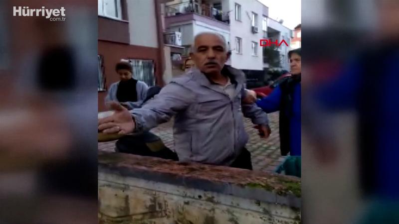 Sokak hayvanlarını besleyen öğrenciye çirkin tepki