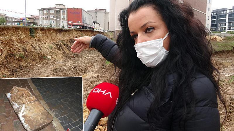 Bahçelerinden 2 bin yıllık tarihi eser çıktı! 'Başı üçgen şeklindeydi'