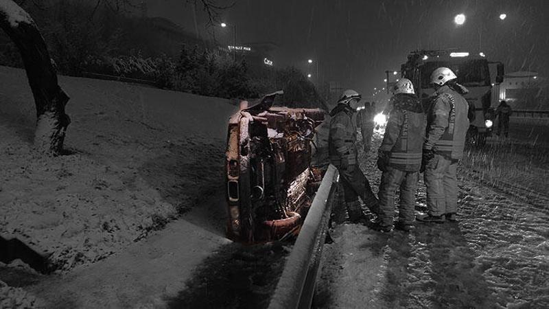 Sürücünün takla atan otomobilini kilitleyip eve gittiği öğrenildi