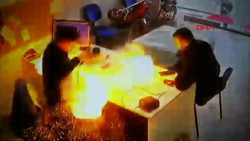 Tamir ettiği tablet bomba gibi patladı