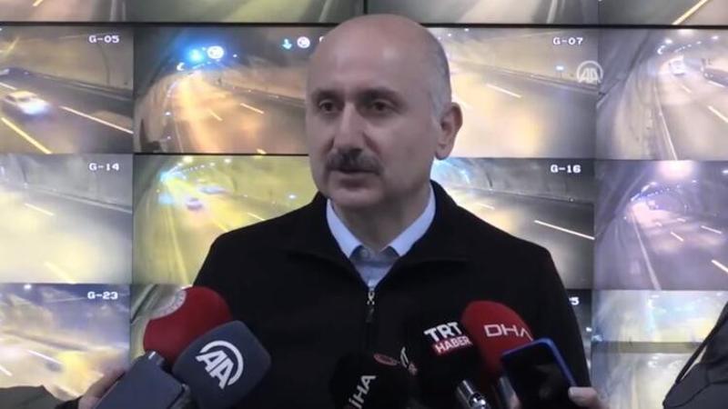 Bakan Karaismailoğlu, Bolu Dağı Tüneli'nde incelemelerde bulundu