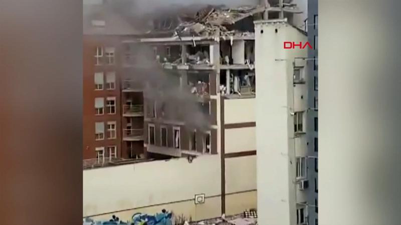 İspanya'nın başkenti Madrid'de bir binada şiddetli patlama meydana geldi