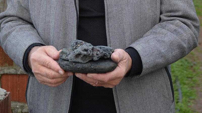 Yer Sinop... Gök taşı olduğunu iddia ettiği taşları satışa çıkardı