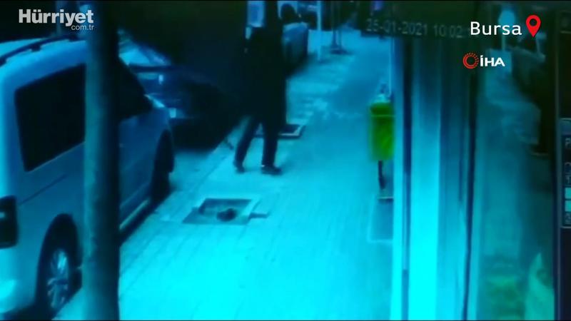 Saniyelerle tentenin altında kalmaktan kurtuldu