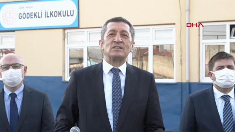 Milli Eğitim Bakanı Ziya Selçuk: Öğretmenler ay sonu ilk doz aşıları olacak