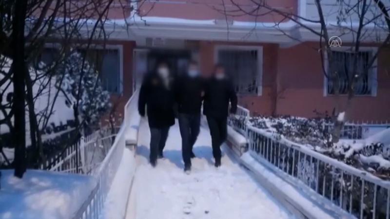 Hücre evlerine düzenlenen operasyonda firari 13 FETÖ şüphelisi gözaltına alındı