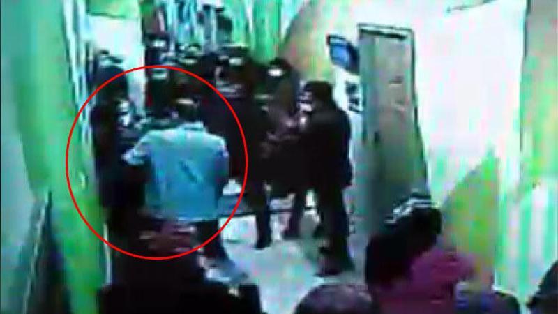 Konya'da temizlik personeli kılığına giren polis, şüpheliyi doğum hastanesinde yakaladı