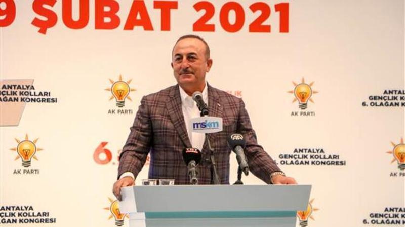 Bakan Çavuşoğlu, AK Parti Antalya Gençlik Kolları 6. Olağan Kongresine katıldı